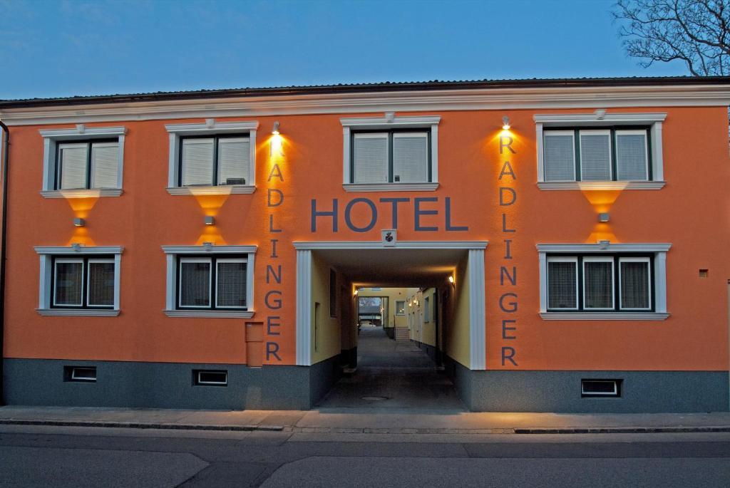 Hotel Radlinger Pellendorf Eksteriør billede