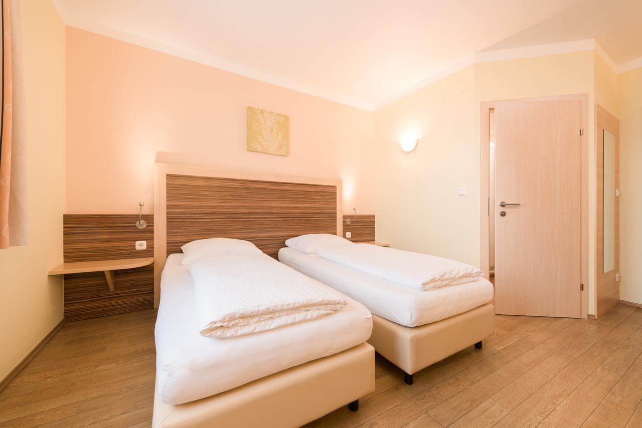 Hotel Radlinger Pellendorf Eksteriør billede
