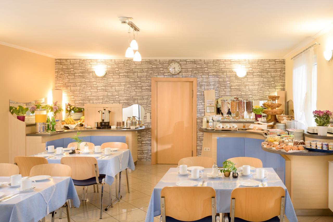 Hotel Radlinger Pellendorf Eksteriør billede